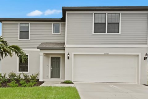 House in NORTH PARK ISLE in Plant City, Florida 4 bedrooms, 268 sq.m. № 32684 - photo 8