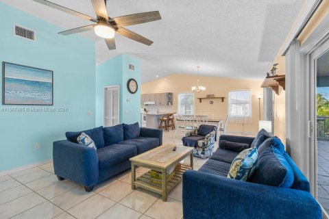 Casa en venta en Marathon, Florida, 5 dormitorios, 155.15 m2 № 1117284 - foto 18