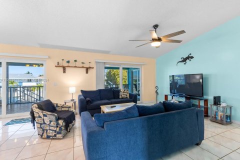 Casa en venta en Marathon, Florida, 5 dormitorios, 155.15 m2 № 1117284 - foto 12