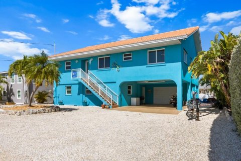 Casa en venta en Marathon, Florida, 5 dormitorios, 155.15 m2 № 1117284 - foto 4