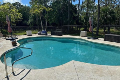 Casa en venta en Jupiter, Florida, 4 dormitorios, 212.28 m2 № 1161719 - foto 2