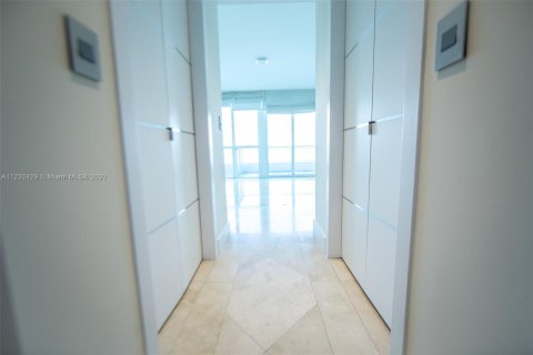 Condominio en venta en Miami Beach, Florida, 3 dormitorios, 139.26 m2 № 27372 - foto 24