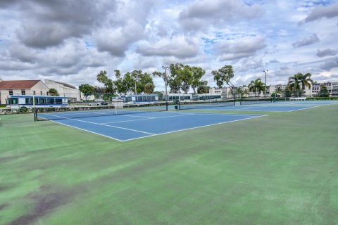 Condo in Boca Raton, Florida, 1 bedroom  № 949931 - photo 14