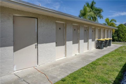 Copropriété à vendre à Punta Gorda, Floride: 1 chambre, 55.74 m2 № 859466 - photo 12