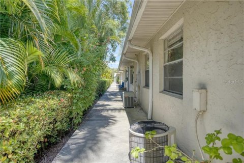 Copropriété à vendre à Punta Gorda, Floride: 1 chambre, 55.74 m2 № 859466 - photo 16