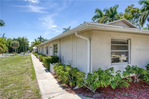 Copropriété à vendre à Punta Gorda, Floride: 1 chambre, 55.74 m2 № 859466 - photo 5