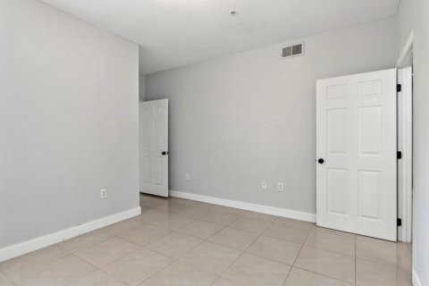 Condo in Orlando, Florida, 3 bedrooms  № 1139245 - photo 22