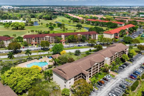 Condo in Pembroke Pines, Florida, 1 bedroom  № 1096715 - photo 1