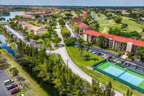 Condominio en venta en Pembroke Pines, Florida, 1 dormitorio, 97.08 m2 № 1096715 - foto 19