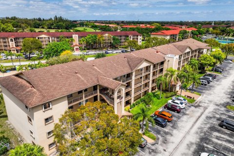 Condominio en venta en Pembroke Pines, Florida, 1 dormitorio, 97.08 m2 № 1096715 - foto 26