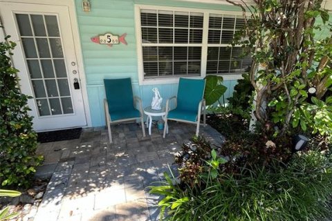 Condo in Bradenton Beach, Florida, 1 bedroom  № 1347271 - photo 3