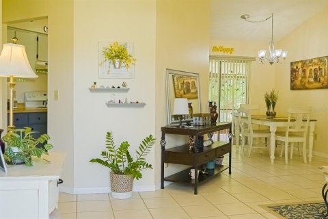 Casa en venta en Deltona, Florida, 2 dormitorios, 90.86 m2 № 1350095 - foto 4