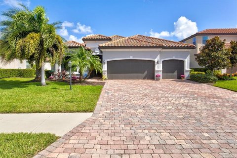 Casa en venta en Bradenton, Florida, 4 dormitorios, 206.34 m2 № 1350058 - foto 2