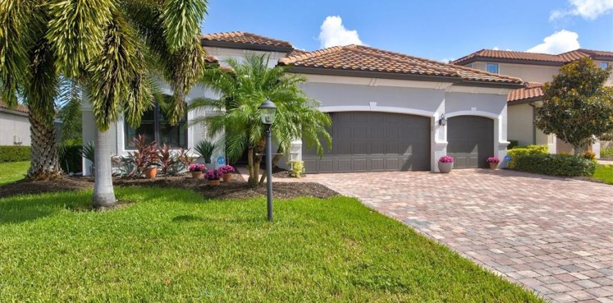 Villa ou maison à Bradenton, Floride 4 chambres, 206.34 m2 № 1350058