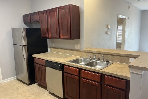 Condo in Jacksonville, Florida, 2 bedrooms  № 887237 - photo 7