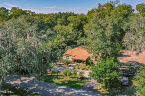 Villa ou maison à louer à Jacksonville, Floride: 3 chambres, 179.12 m2 № 863048 - photo 4