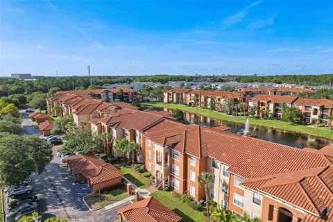 Condo in Orlando, Florida, 2 bedrooms  № 1307141 - photo 29