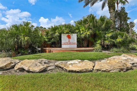 Condo in Orlando, Florida, 2 bedrooms  № 1307141 - photo 25