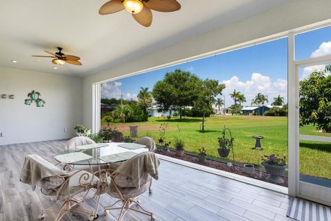 Casa en venta en Punta Gorda, Florida, 3 dormitorios, 196.67 m2 № 1324110 - foto 5