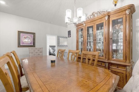 Villa ou maison à vendre à Kissimmee, Floride: 4 chambres, 209.68 m2 № 1324070 - photo 12