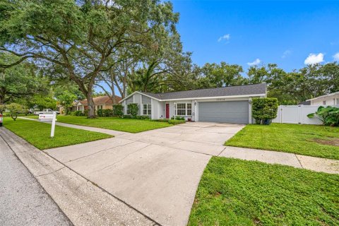 Villa ou maison à vendre à Tampa, Floride: 3 chambres, 177.81 m2 № 1318469 - photo 2