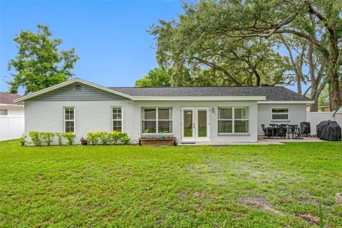 Villa ou maison à vendre à Tampa, Floride: 3 chambres, 177.81 m2 № 1318469 - photo 17