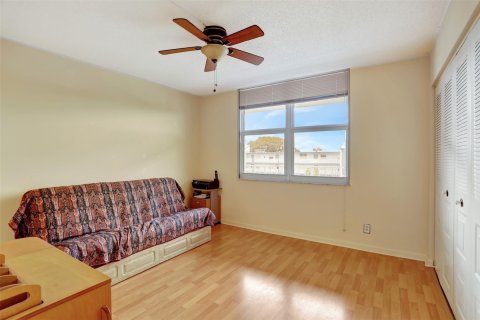 Condominio en venta en Margate, Florida, 2 dormitorios, 92.9 m2 № 850353 - foto 15