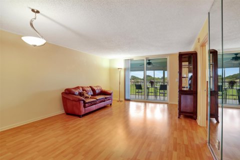 Condo in Margate, Florida, 2 bedrooms  № 850353 - photo 29