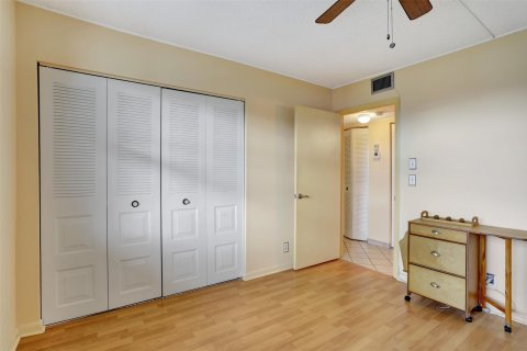 Condo in Margate, Florida, 2 bedrooms  № 850353 - photo 14