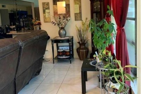 Condominio en venta en Boynton Beach, Florida, 1 dormitorio, 81.75 m2 № 1154410 - foto 9