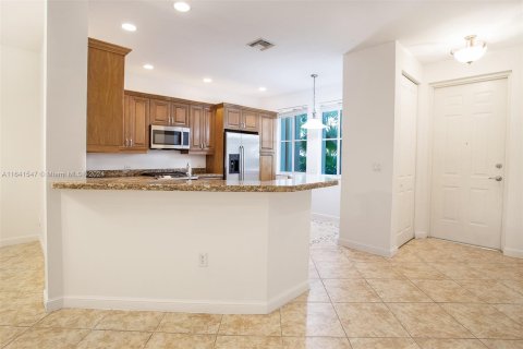 Condo in Sunrise, Florida, 2 bedrooms  № 1328119 - photo 10