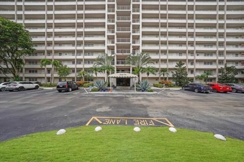 Condominio en venta en Pompano Beach, Florida, 3 dormitorios, 129.13 m2 № 1162931 - foto 29