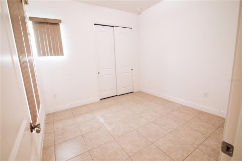 Dúplex en venta en Saint Cloud, Florida, 2 dormitorios, 125.05 m2 № 982848 - foto 21