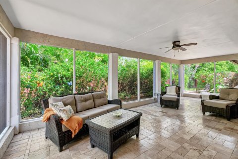 Villa ou maison à vendre à Delray Beach, Floride: 4 chambres, 326.92 m2 № 1139308 - photo 17