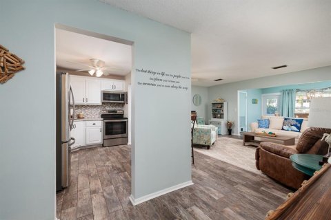 Copropriété à vendre à Seminole, Floride: 1 chambre, 89.19 m2 № 1375255 - photo 4