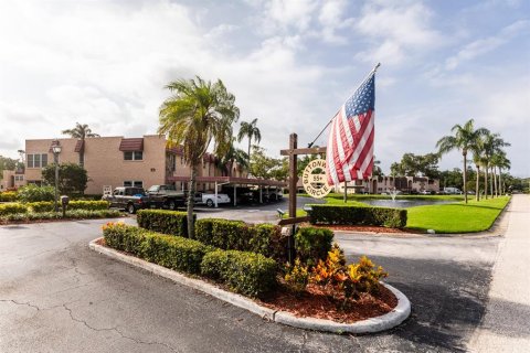 Condo in Seminole, Florida, 1 bedroom  № 1375255 - photo 20