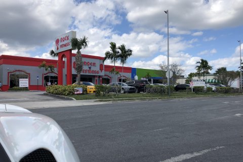 Magasin à louer à West Palm Beach, Floride № 460875 - photo 2