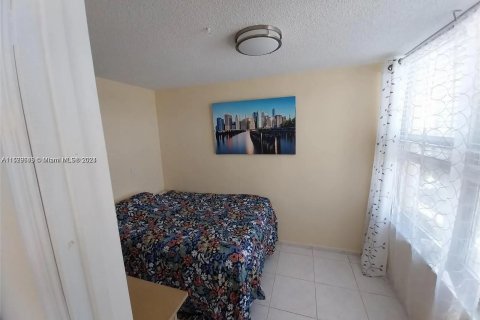 Copropriété à vendre à Sunny Isles Beach, Floride: 1 chambre, 102.56 m2 № 995978 - photo 9