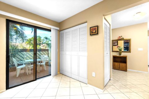 Touwnhouse à vendre à Royal Palm Beach, Floride: 2 chambres, 120.59 m2 № 989325 - photo 21