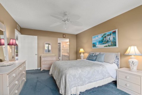 Condominio en venta en Hutchinson Island South, Florida, 2 dormitorios, 121.24 m2 № 909882 - foto 19