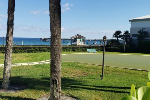 Condominio en venta en Deerfield Beach, Florida, 1 dormitorio, 64.1 m2 № 1152253 - foto 4