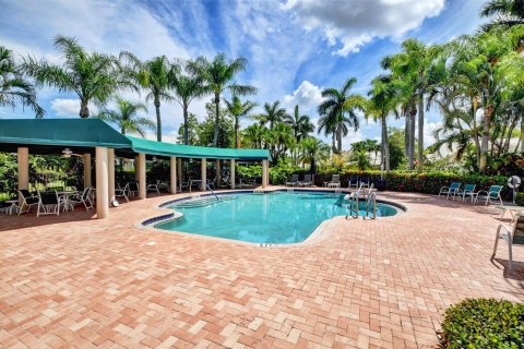 Casa en venta en Boynton Beach, Florida, 3 dormitorios, 178.84 m2 № 1152187 - foto 2