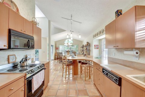 Villa ou maison à vendre à Boynton Beach, Floride: 3 chambres, 178.84 m2 № 1152187 - photo 18