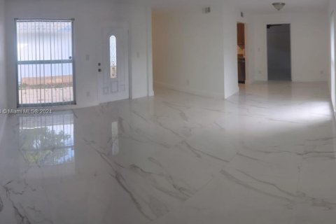 Casa en venta en Tamarac, Florida, 3 dormitorios, 113.25 m2 № 1348350 - foto 1