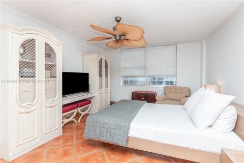 Copropriété à vendre à Aventura, Floride: 2 chambres, 116.87 m2 № 1377287 - photo 17