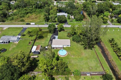 Villa ou maison à vendre à Loxahatchee Groves, Floride: 2 chambres, 104.52 m2 № 1377195 - photo 30