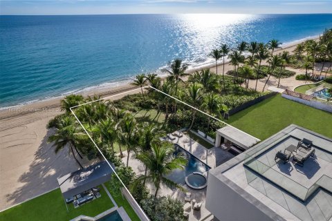 Villa ou maison à vendre à Golden Beach, Floride: 9 chambres, 1103.68 m2 № 779026 - photo 30