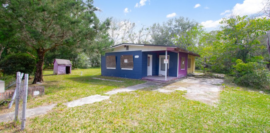 House in Palatka, Florida 3 bedrooms, 79.52 sq.m. № 853416