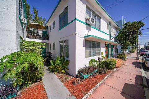 Immobilier commercial à vendre à Miami Beach, Floride: 675.59 m2 № 843802 - photo 24