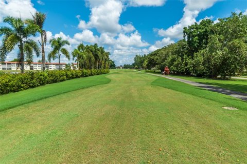 Copropriété à vendre à Pembroke Pines, Floride: 2 chambres, 83.61 m2 № 1186873 - photo 25